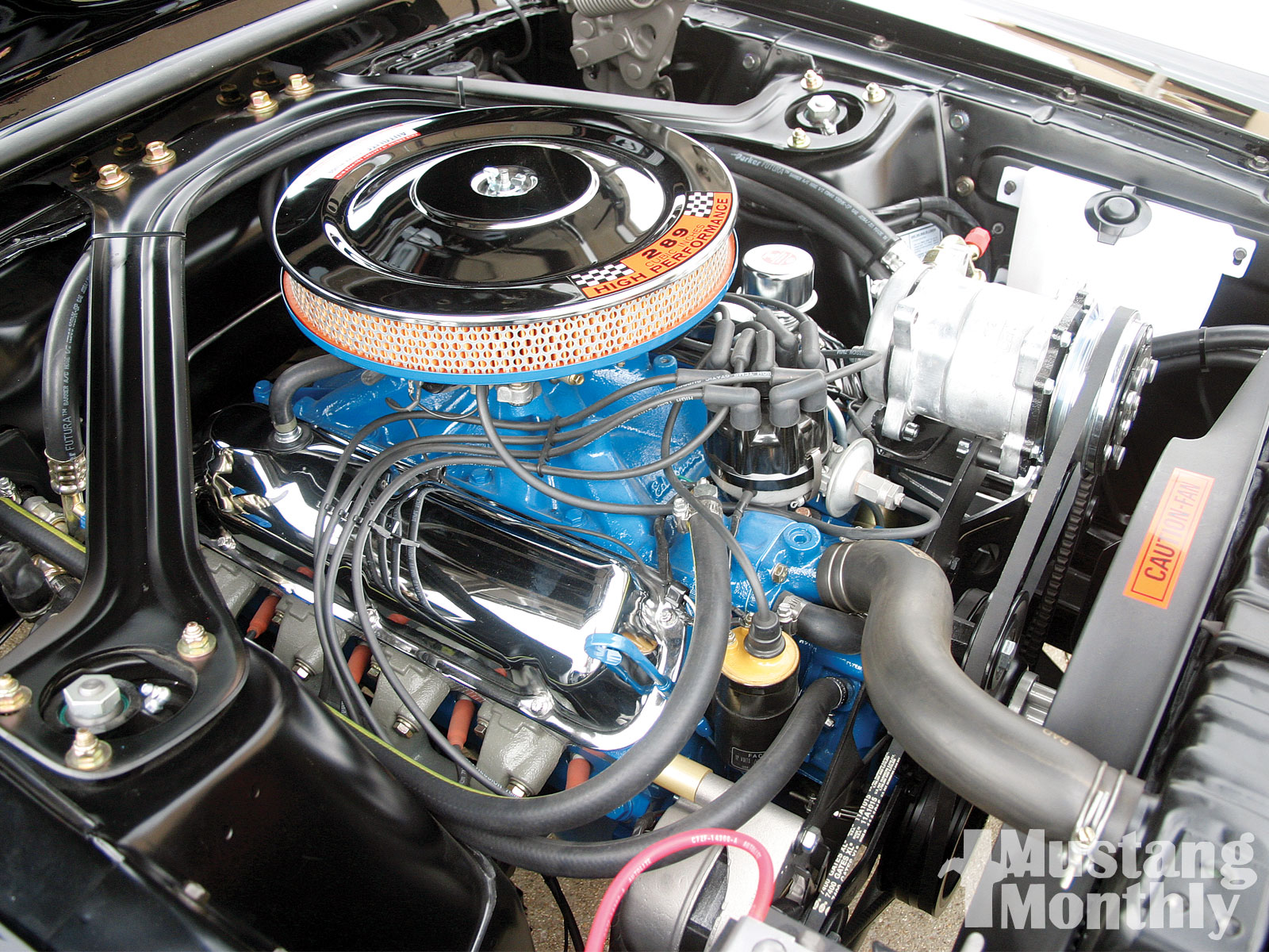 Мустанг моторы. Форд Мустанг 1967. Двигатель Ford Mustang 1967. Форд Мустанг v8 мотор. Двигатель Форт Мустанг.